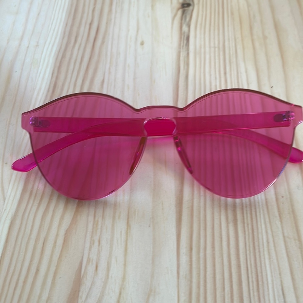 Pink acrylic sunglasses/Barbie era
